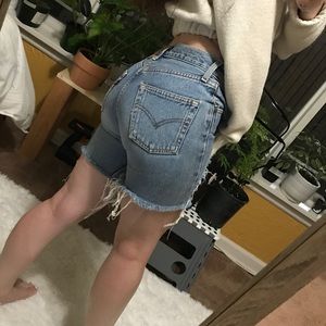 ❌SOLD❌501 Levi shorts
